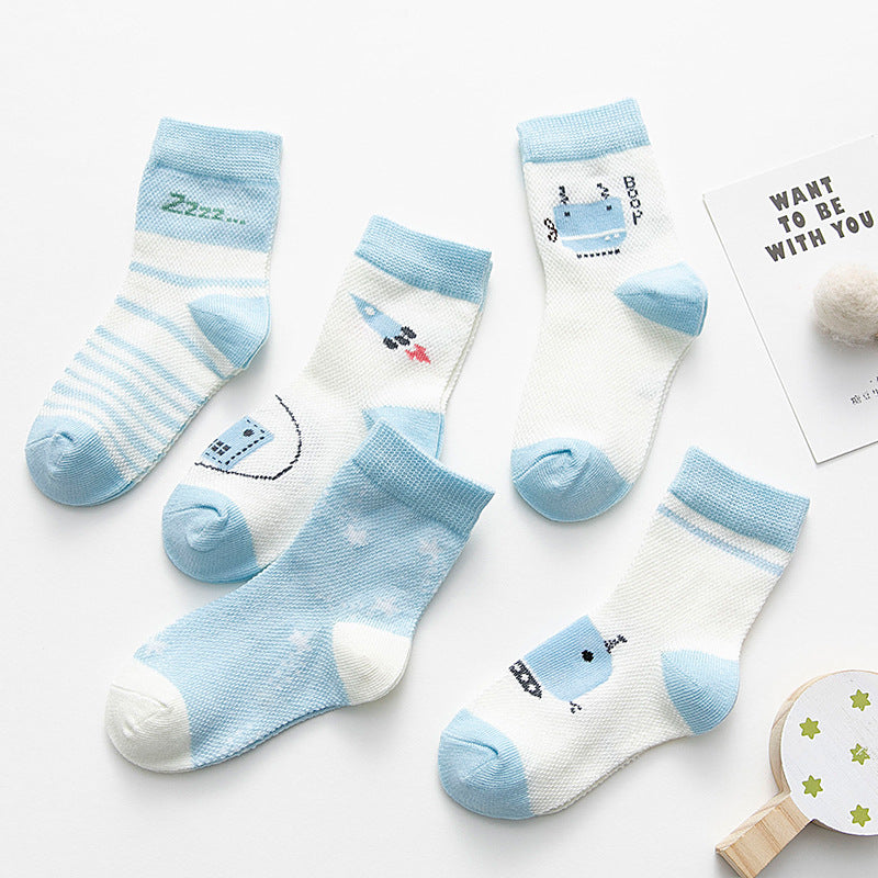 Five pairs of breathable cotton baby socks in white and blue featuring space, star, and zzz patterns.