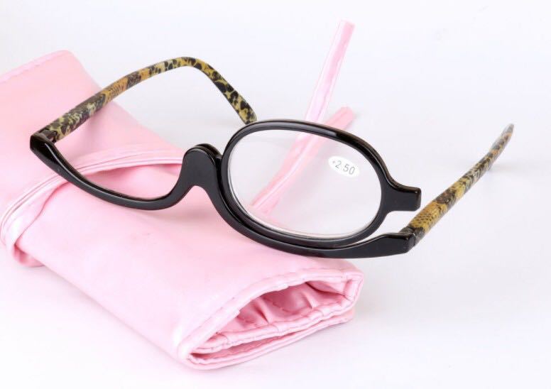 Digitaldistribution375 makeup reading glasses with black oval frames, leopard print temples, and a soft pink case.